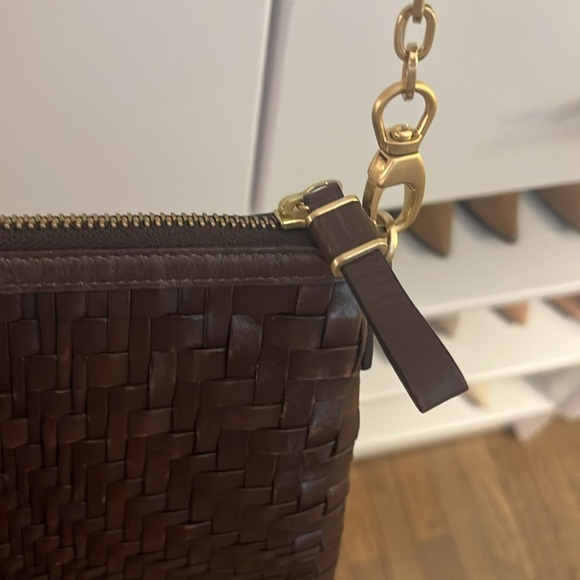 Cole haan small bag leather. Intricate details. Gold and brown. - Picture 4 of 7